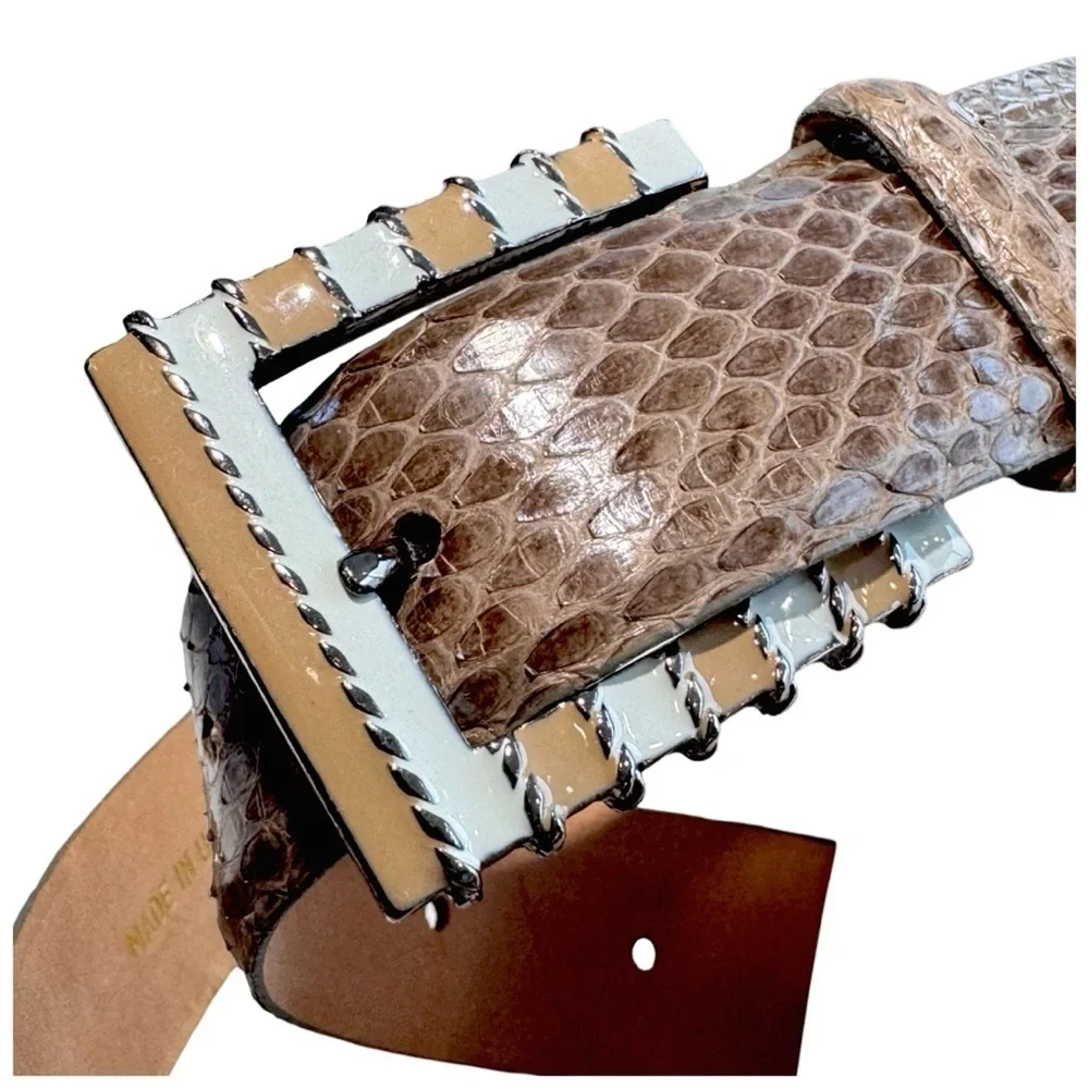 Carlisle Women’s Textured Belt. Brown, Tan, White